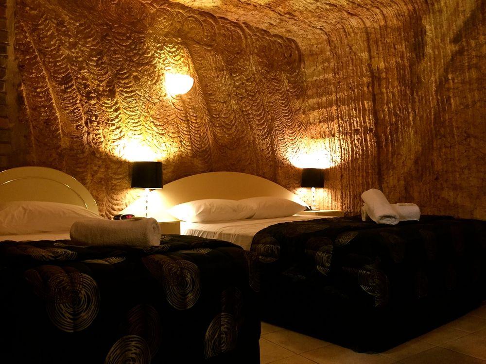 The Lookout Cave Underground Motel Coober Pedy Ngoại thất bức ảnh