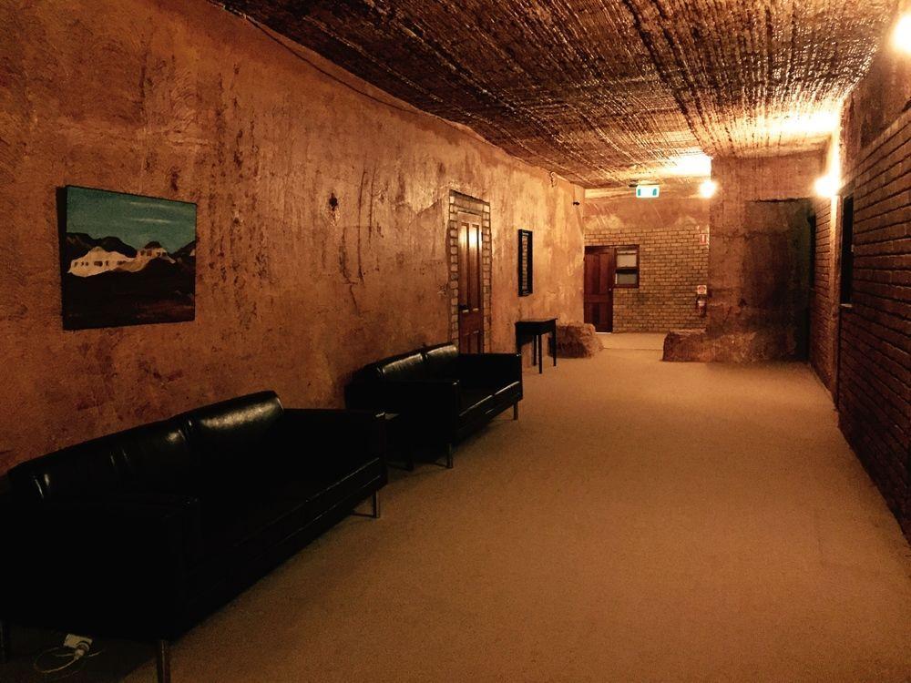 The Lookout Cave Underground Motel Coober Pedy Ngoại thất bức ảnh